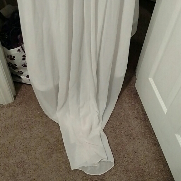 Gown - Picture 3 of 3